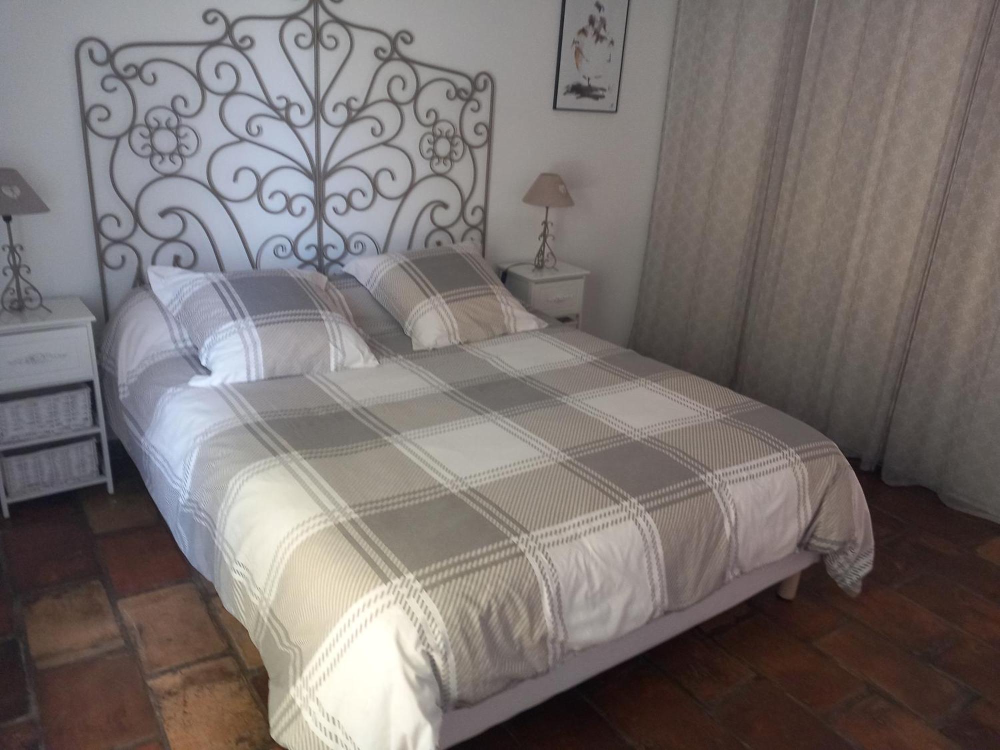 Mas Sicard D'hotes En Camargue Arles